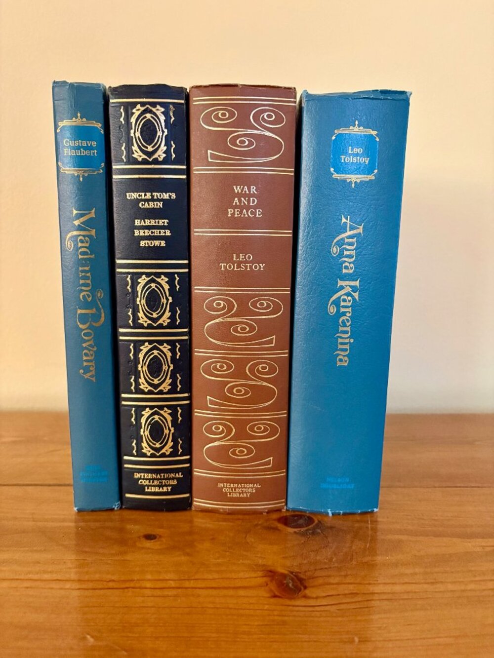 Set of 4 Vintage Staging International Collectors Library Books